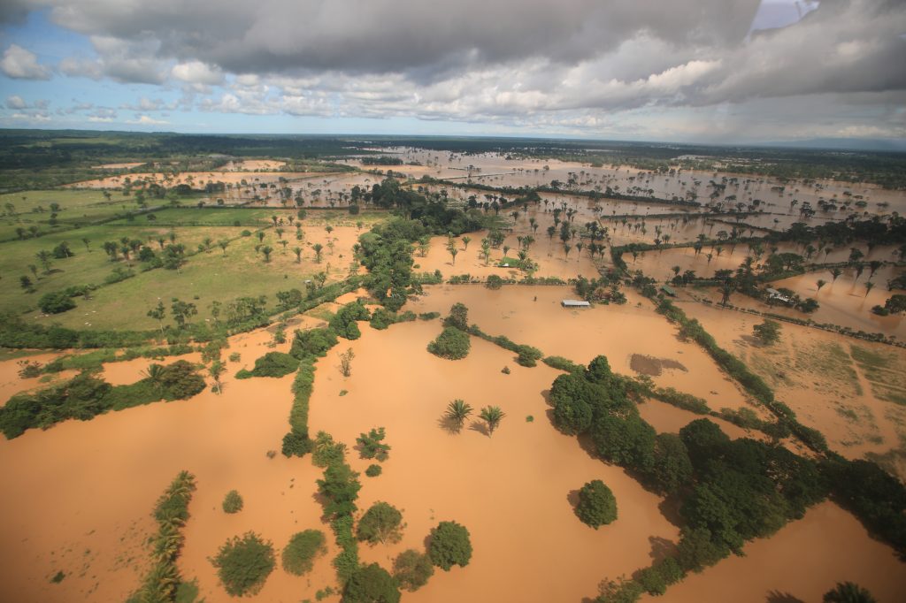 El exceso de lluvia por Eta e Iota dejó comunidades inundadas, cosechas perdidas y ríos desbordados en varios departamentos. Foto: Carlos Hernández