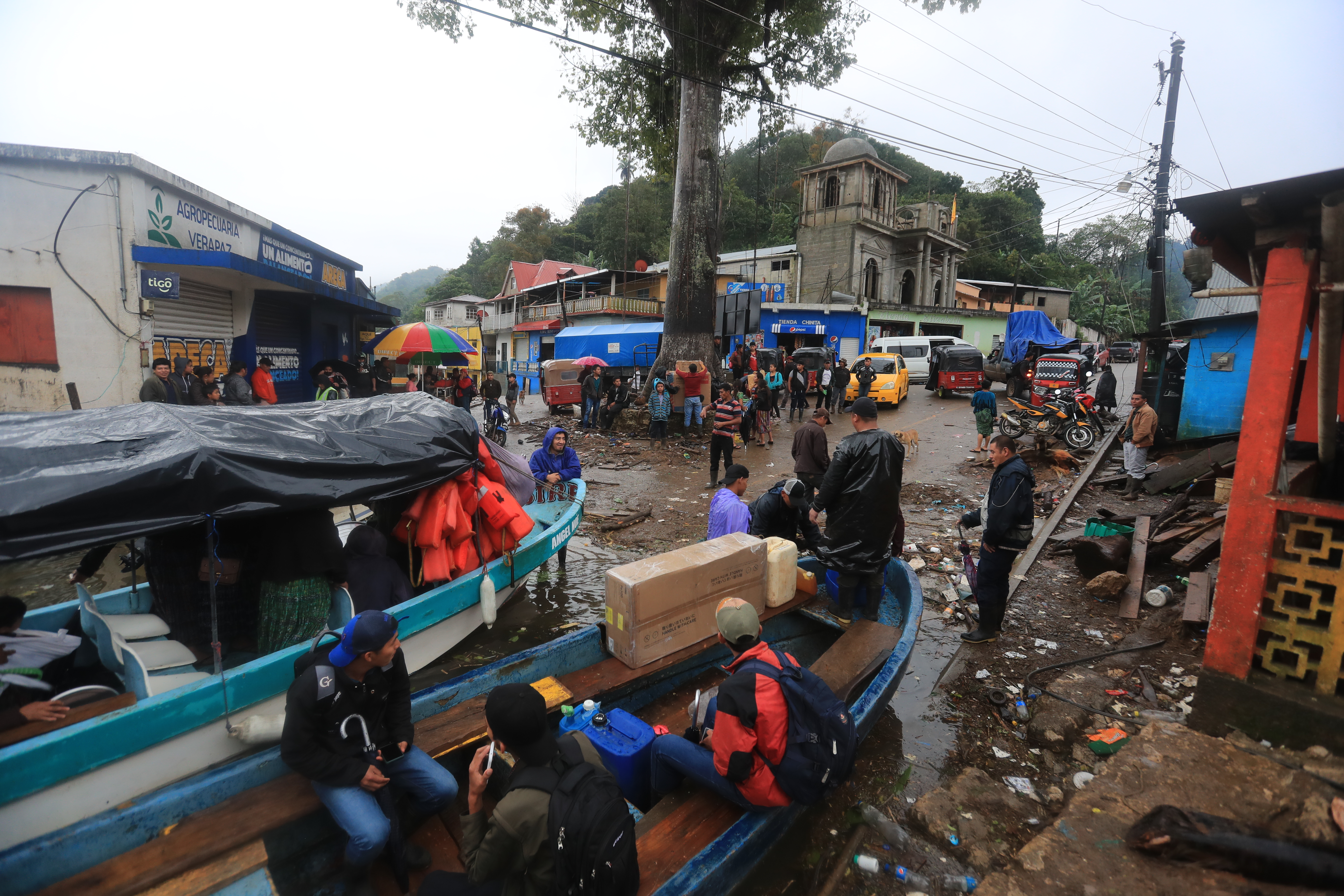 Campur, una comunidad de San Pedro Carchá, Cobán, quedó inundada tras el paso de las tormentas Eta e Iota. Se estima que más de 500 viviendas quedaron bajo el agua. (Foto Prensa Libre: Hemeroteca PL)