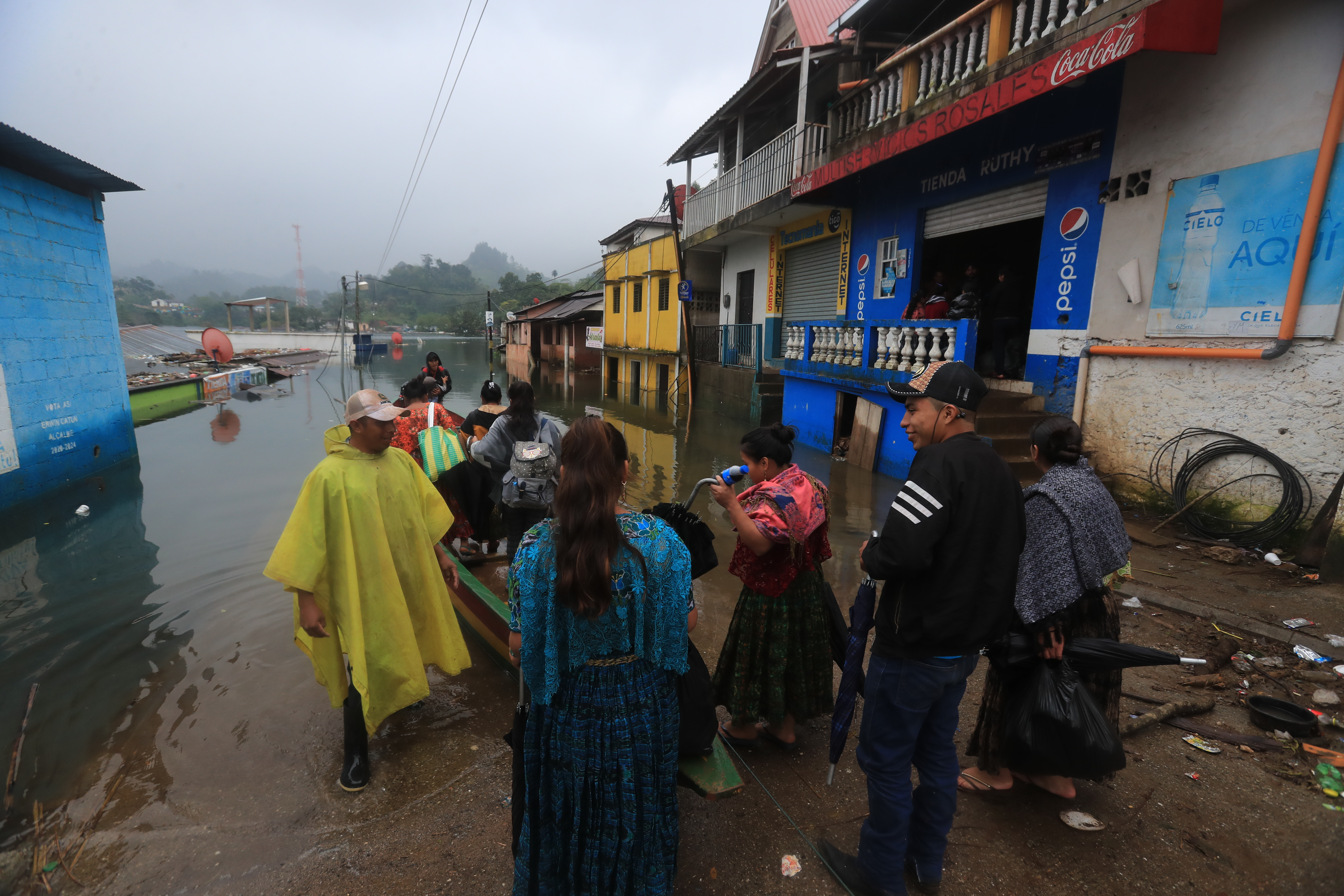 Campur, en Alta Verapaz, es una de las comunidades que más daños sufrió luego del paso de las tormentas Eta y Iota. (Foto Prensa Libre: Juan Diego González)