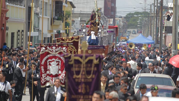 Las procesiones estarán suspendidas en el 2021 en Guatemala y Sacatepéquez. (Foto Prensa Libre: Hemeroteca PL)