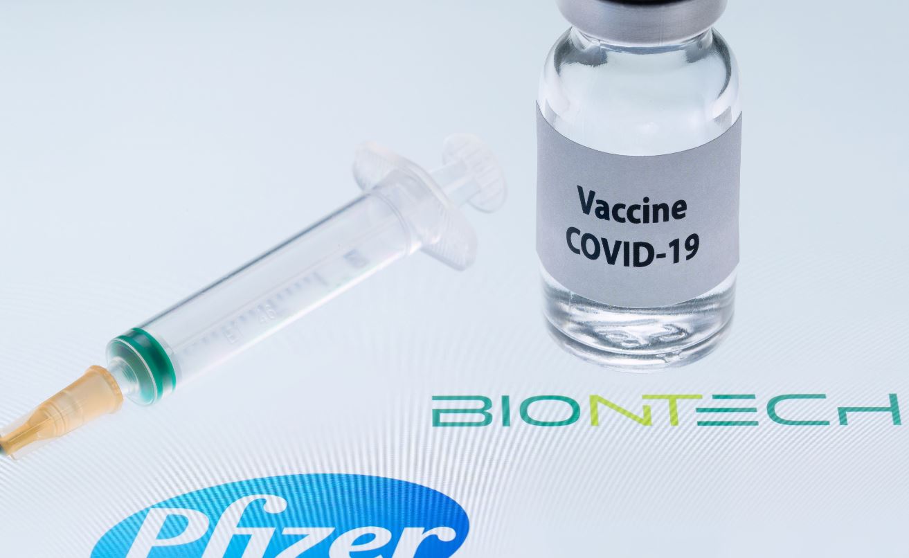 El mundo avanza para hallar vacuna contra el covid-19. (Foto Prensa Libre: AFP)