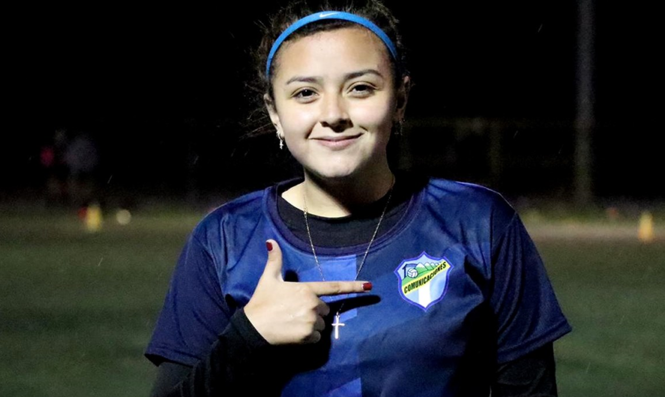 Sharon Santa Cruz desapareció luego de disputar un partido de cuartos de final del futbol femenino. (Foto: Twitter/@CremasFemenino