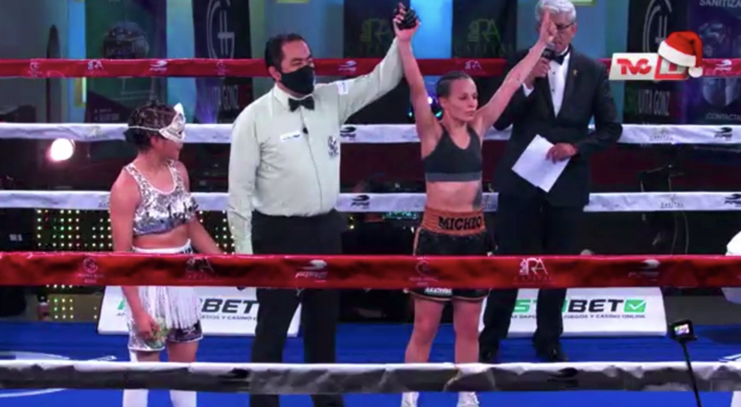 María Micheo consiguió en México su novena victoria como profesional del boxeo, manteniendo su invicto. (Foto Prensa Libre: Twitter TimBoxeo)