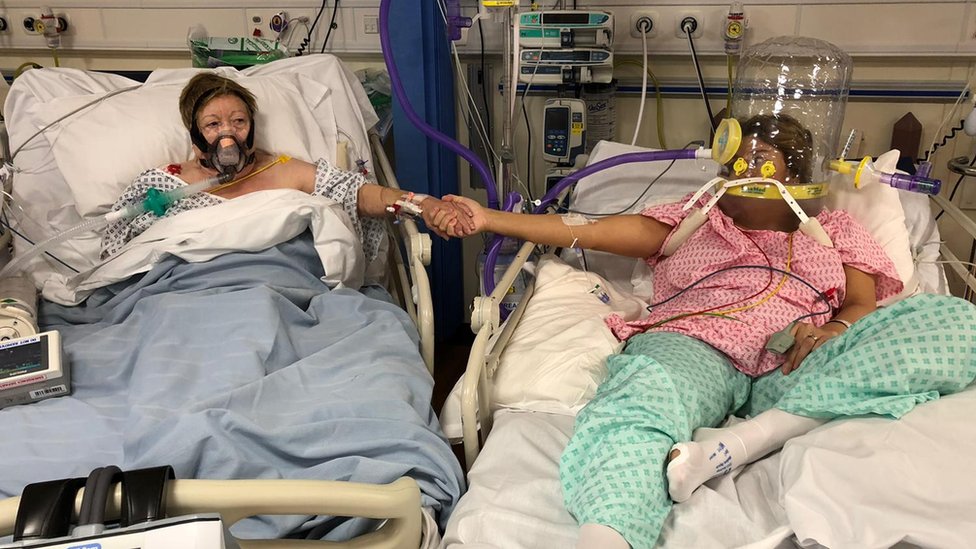 Maria Rico y su hija Anabel Sharma fueron internadas en el hospital por covid-19 el mismo día.