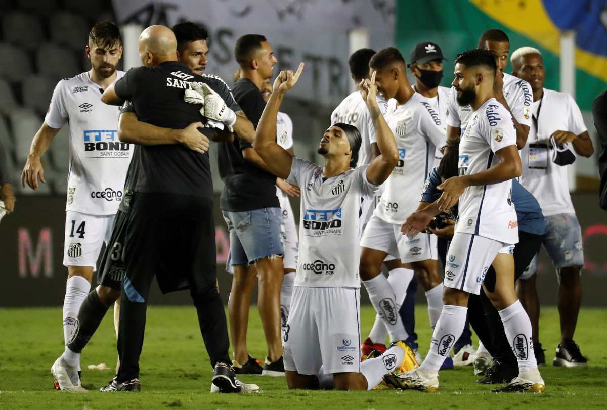 Santos jugará la final de la Libertadores contra Palmeiras tras golear 3-0 a Boca Juniors