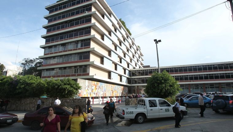 Oficinas centrales del IGSS. (Foto Prensa Libre: Hemeroteca PL) 