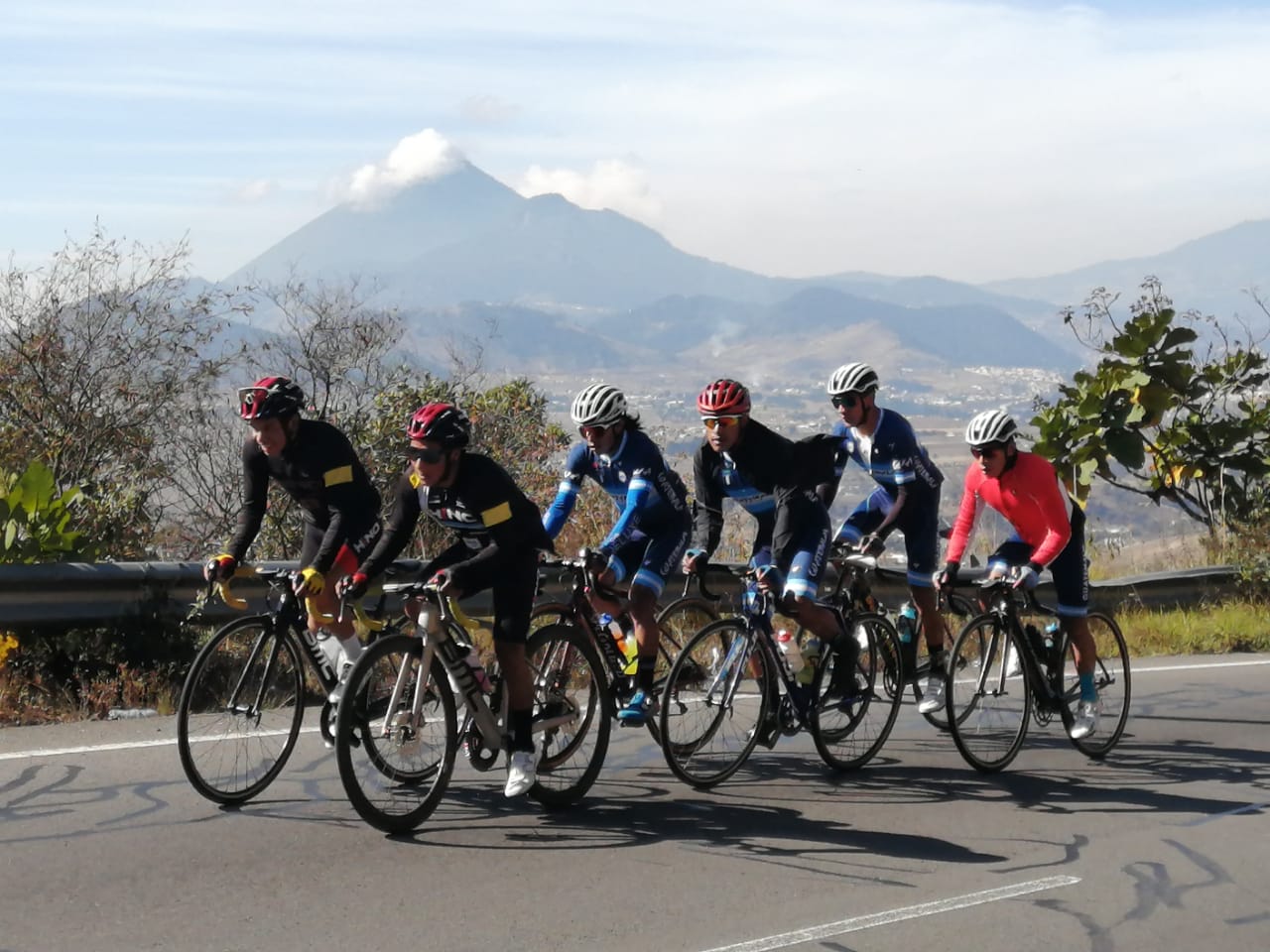 La Selección Nacional de Ciclismo llevó a cabo un campamento de preparación en Quetzaltenango. Foto Prensa Libre: Cortesía Omar Ochoa.