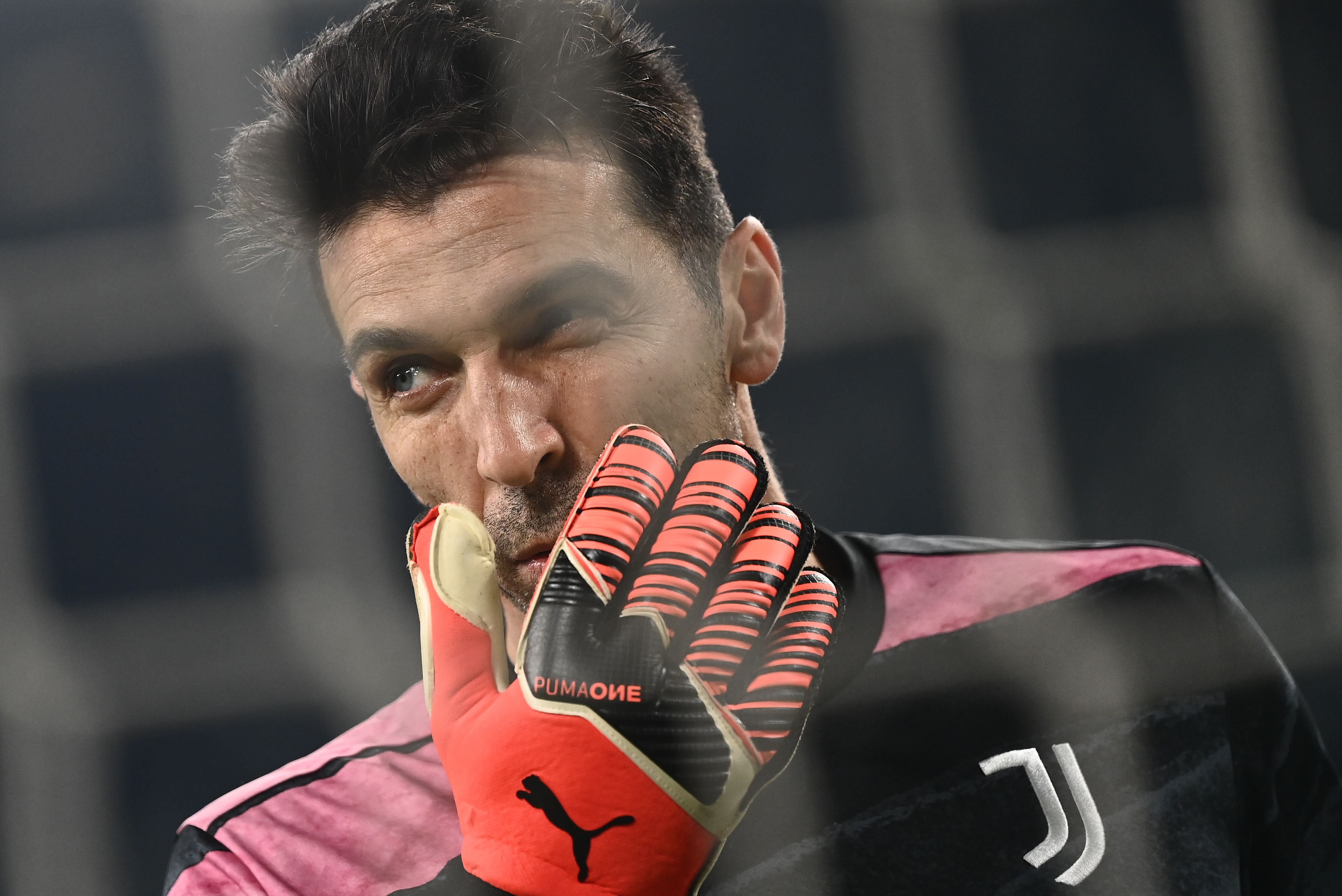 El guardameta de la Juventus está en problemas nuevamente... (Foto Prensa Libre: AFP)