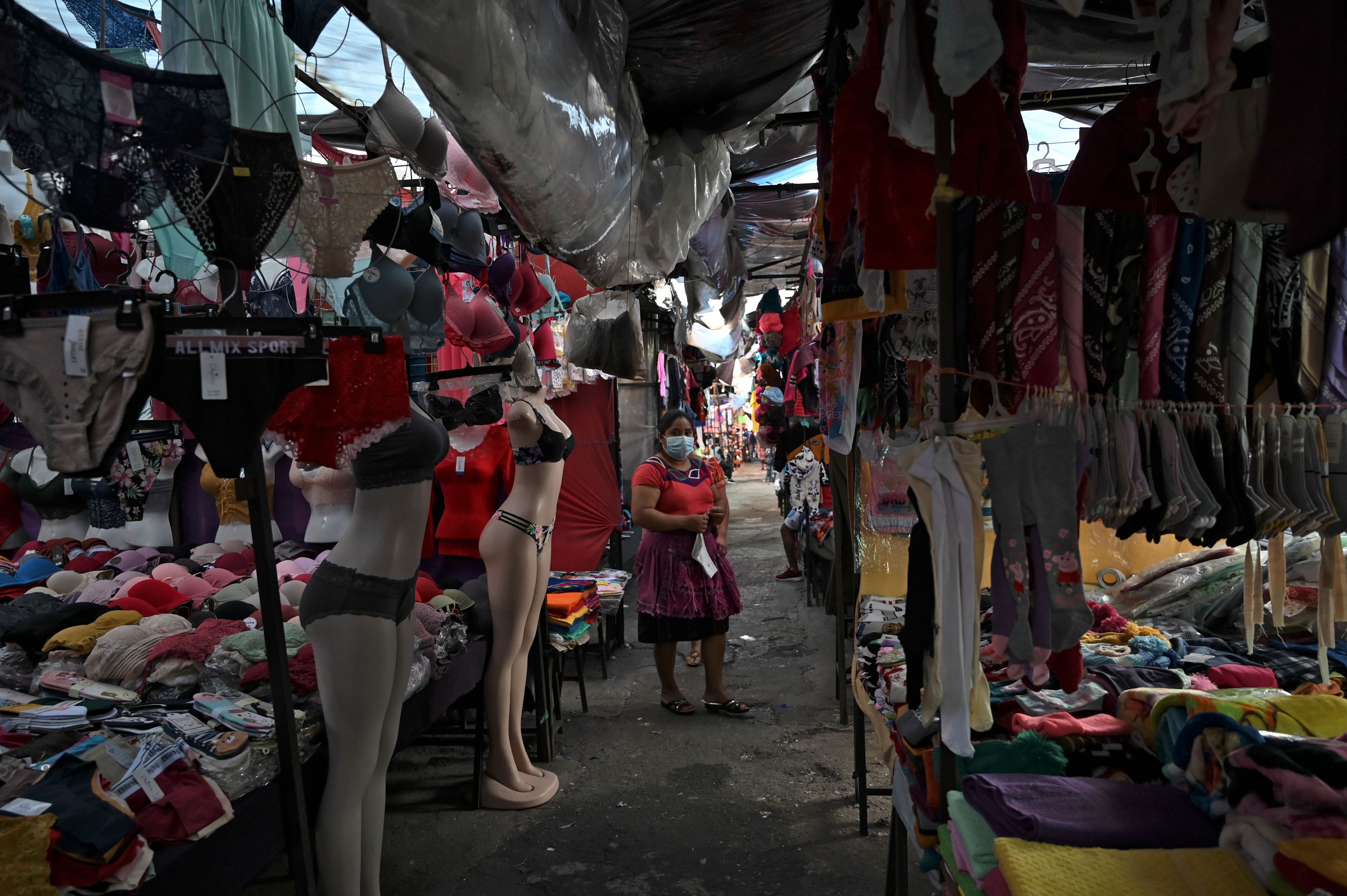 Guatemala aplicó nuevas restricciones en horarios del comercio para evitar el repunte de contagios. (Foto: Hemeroteca PL)