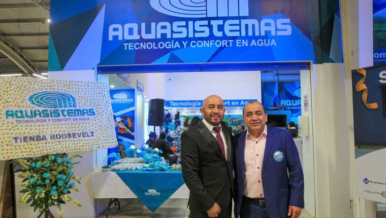 Aquasistemas abrió las puertas de una nueva sucursal en la Calzada Roosevelt 34-94, en el interior de las instalaciones del  Rey de la Cerámica. Foto Prensa Libre: Norvin Mendoza
