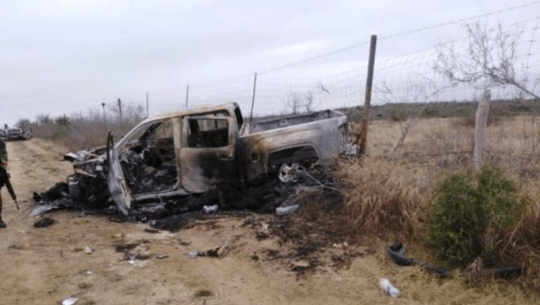 En la masacre de Camargo, Tamaulipas murieron 16 migrantes guatemaltecos., quienes fueron quemados y dejados dentro de un vehículo. (Foto Prensa Libre: Hemeroteca PL)