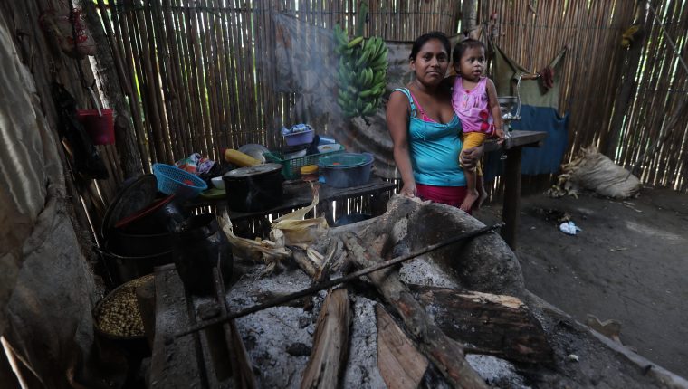 Los departamentos con mayores Ãndices de desnutrición aguda son Escuintla, Retalhuleu, San Marcos, Izabal, Zacapa y Guatemala. (Foto Prensa Libre: Ãrick Ãvila)