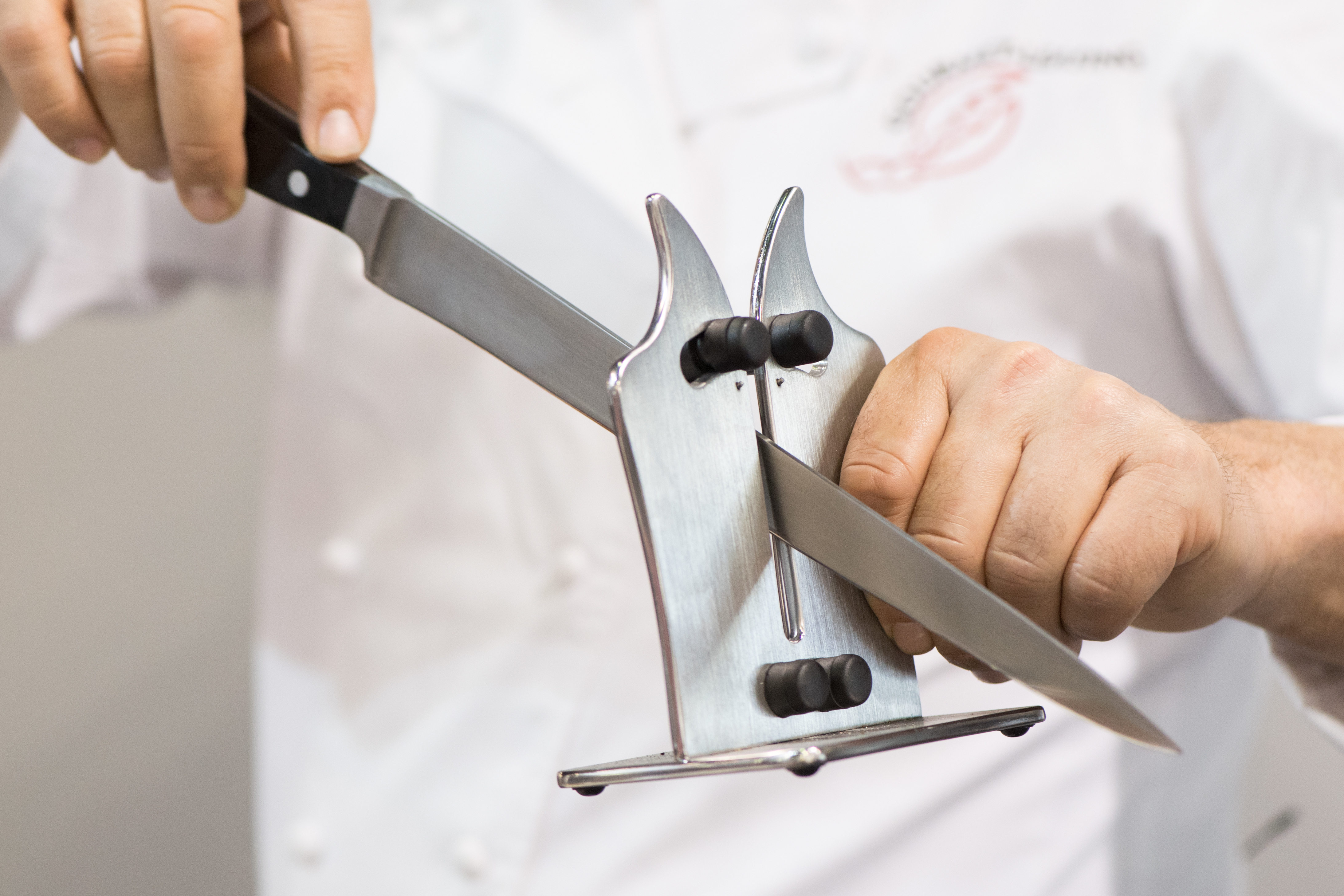 Recomendaciones y trucos para el correcto afilado de cuchillos