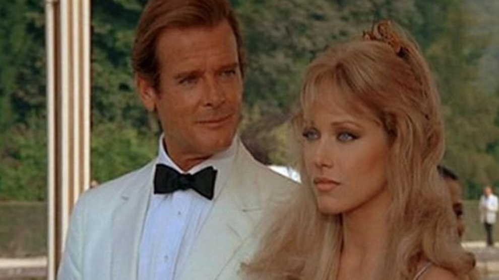 La actriz Tanya Roberts es recordada por su participación en la cinta James Bond “A View to a Kill”, de 1685. (Foto Prensa Libre: James Bond)