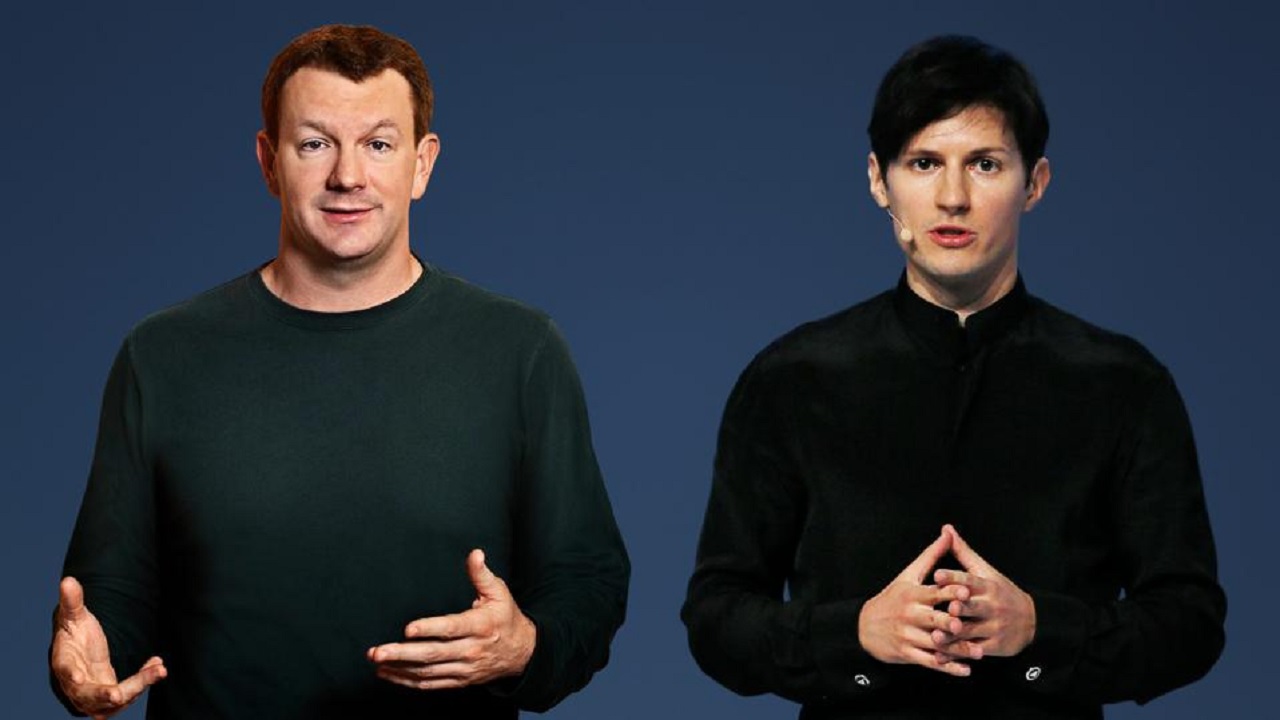 Los multimillonarios Brian Acton (izquierda) y Pavel Durov han visto cómo sus aplicaciones de mensajes cifrados aumentaron en popularidad a medida que los conservadores exploran alternativas a los principales sitios de redes sociales y miles de usuarios huyen de WhatsApp. (Foto Prensa Libre: Forbes)
