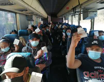 Buses sobrecargados, una bomba de tiempo en medio de la pandemia de coronavirus