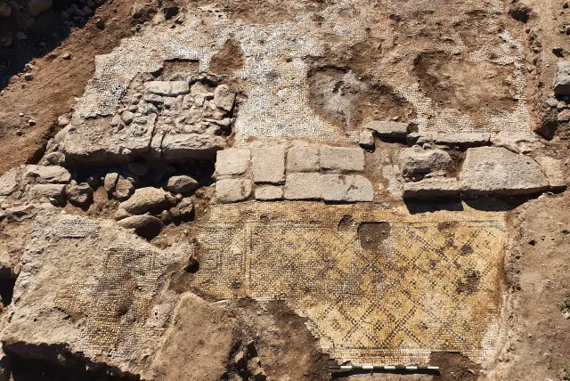 Inscripción de más de 1500 años en el norte de Irsael. (Foto: Roma Midle East)