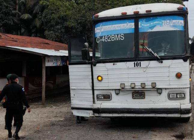 Operativos de la PNC por el estado de Prevención ante llegada de la caravana de migrantes. (Foto Prensa Libre: PNC)