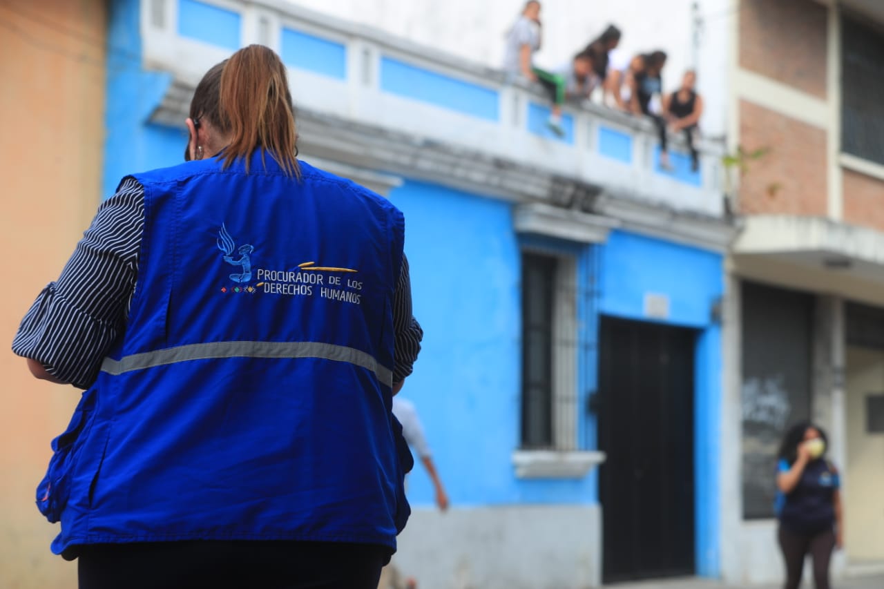 Las adolescentes demandaron mejor trato horas antes de evadir el proceso. (Foto: Juan Diego González)