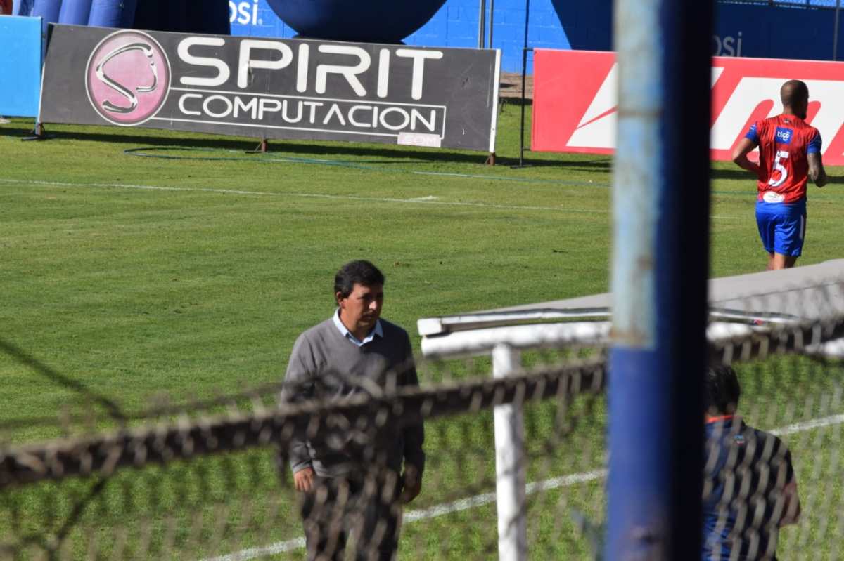 Antonio Morales, técnico de Xelajú MC, analizó la eliminación: “Por momentos nos hizo falta carácter y personalidad”