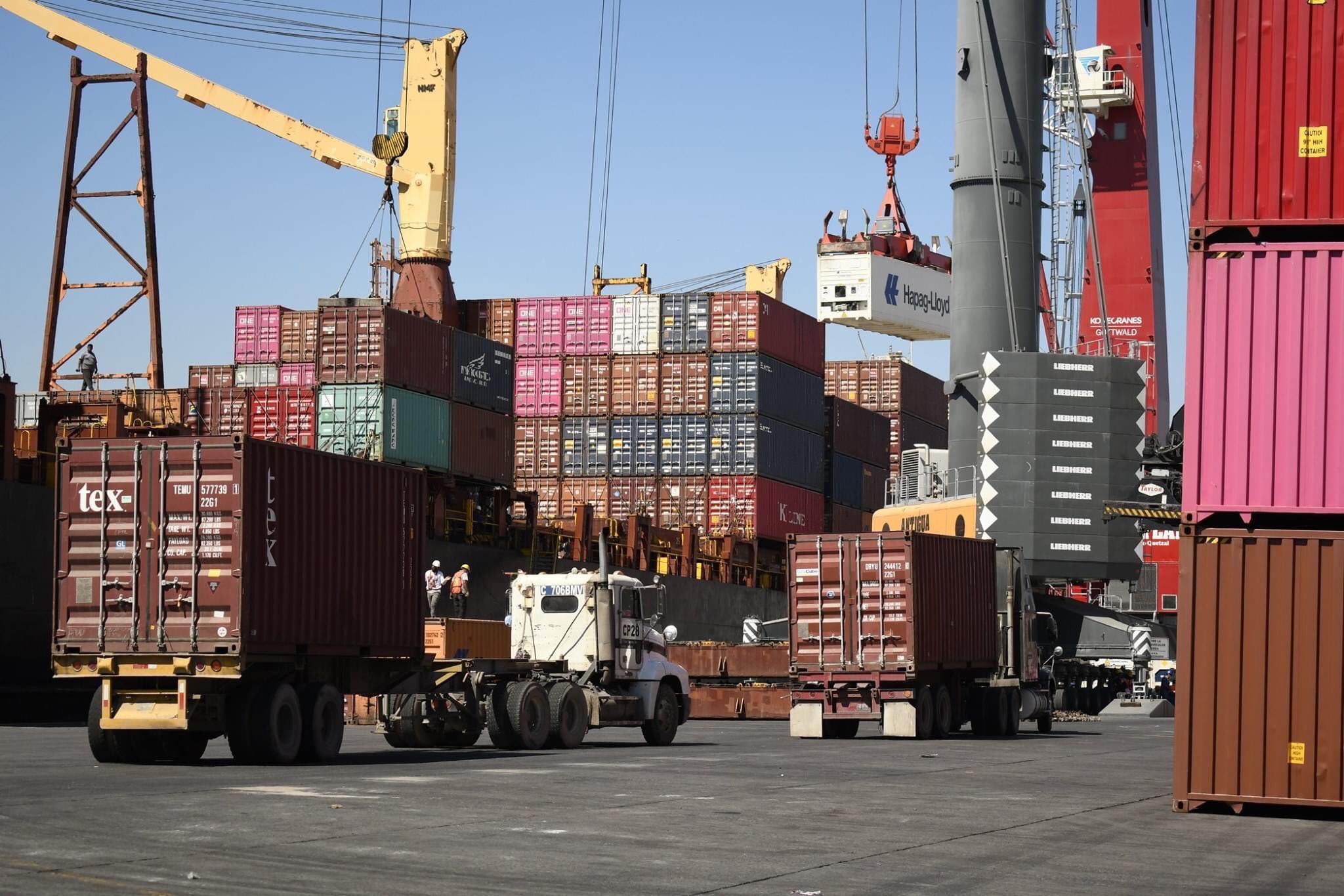 El déficit comercial de Guatemala en 2020 fue de US$6 mil 642 millones y la cifra se acortó con respecto al 2019. (Foto Prensa Libre: EPQ) 
