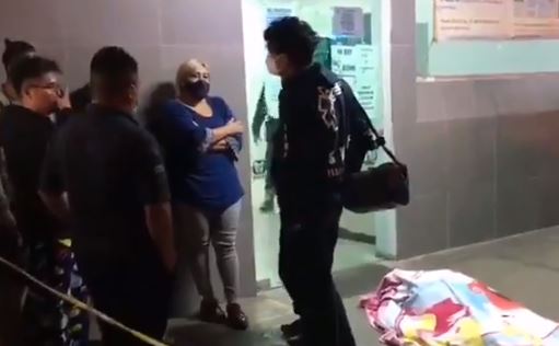 Un hombre murió por supuesta negligencia médica en México. (Foto Prensa Libre: Tomada de redes sociales)