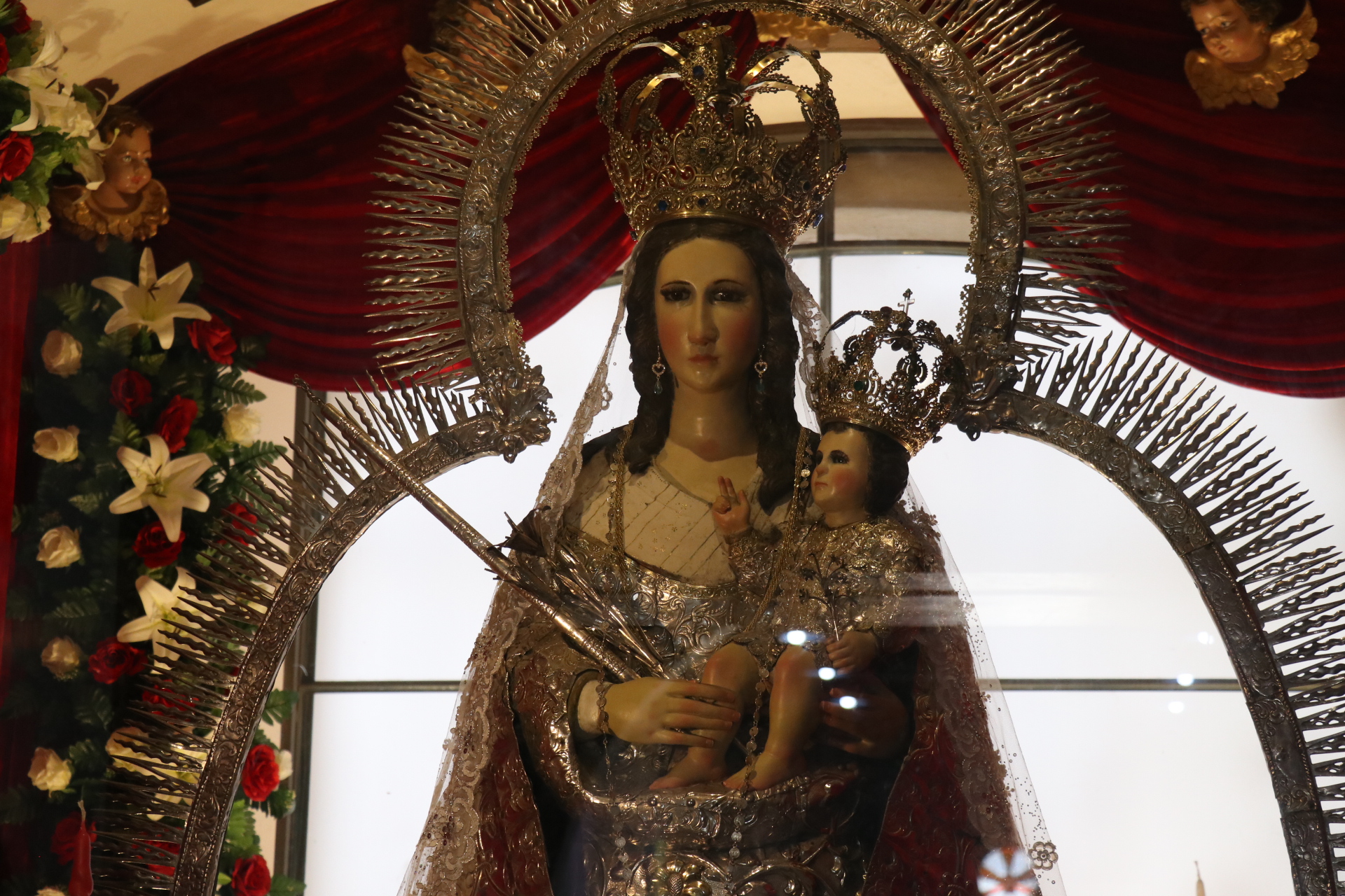 La celebración de la Virgen de Candelaria, en Chiantla, Huehuetenango, fue atípica este año a causa de la pandemia de coronavirus. (Foto Prensa Libre: Mike Castillo)