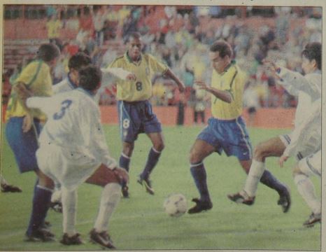 El enfrentamiento Brasil-Guatemala se llevó a cabo en el Estadio Orange Bowl de Miami, Estados Unidos. (Foto Prensa Libre: Hemeroteca PL)