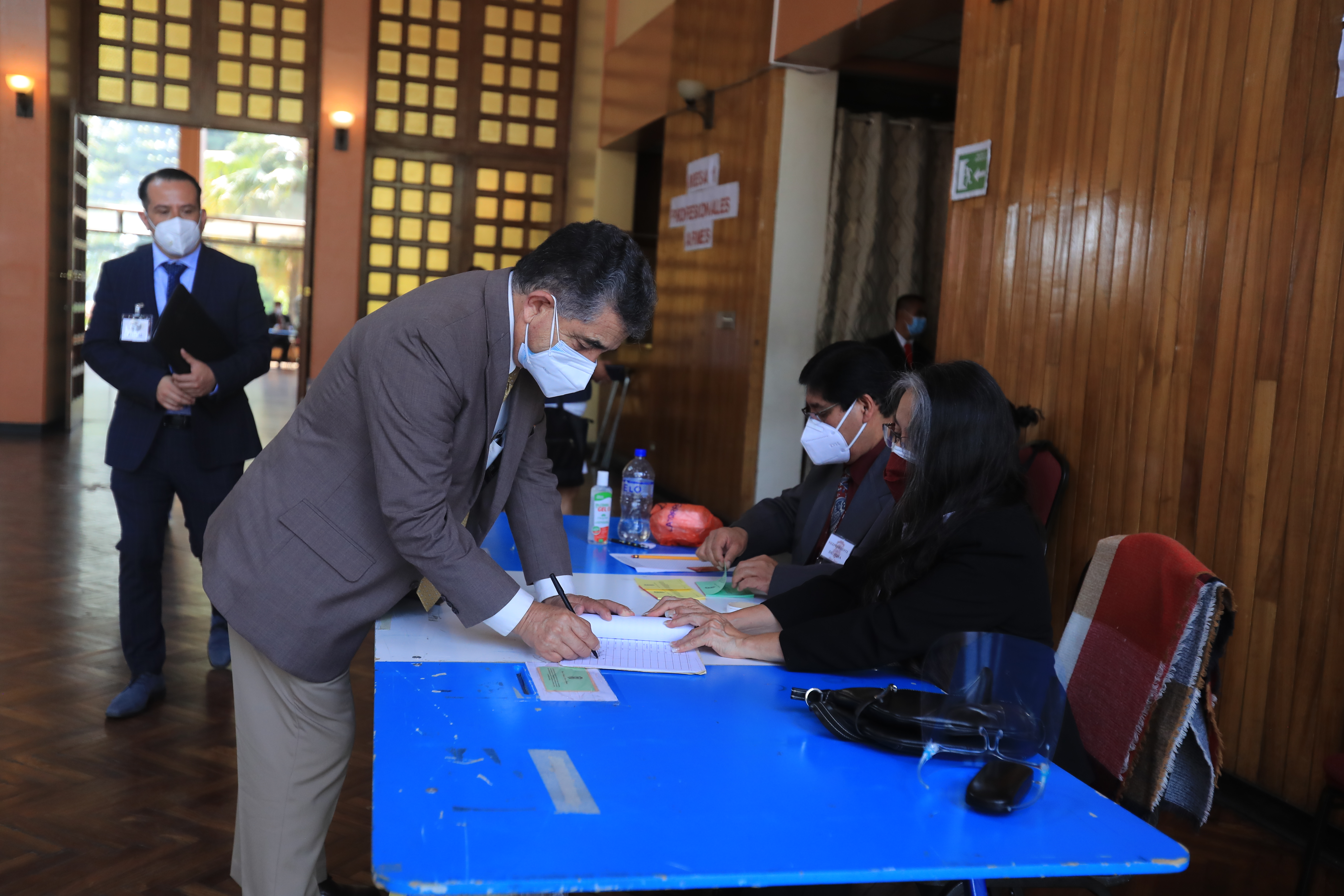 Elección de Junta Directiva del Colegio de Abogados y Notarios de Guatemala en 2021. (Foto Prensa Libre: HemerotecaPL)