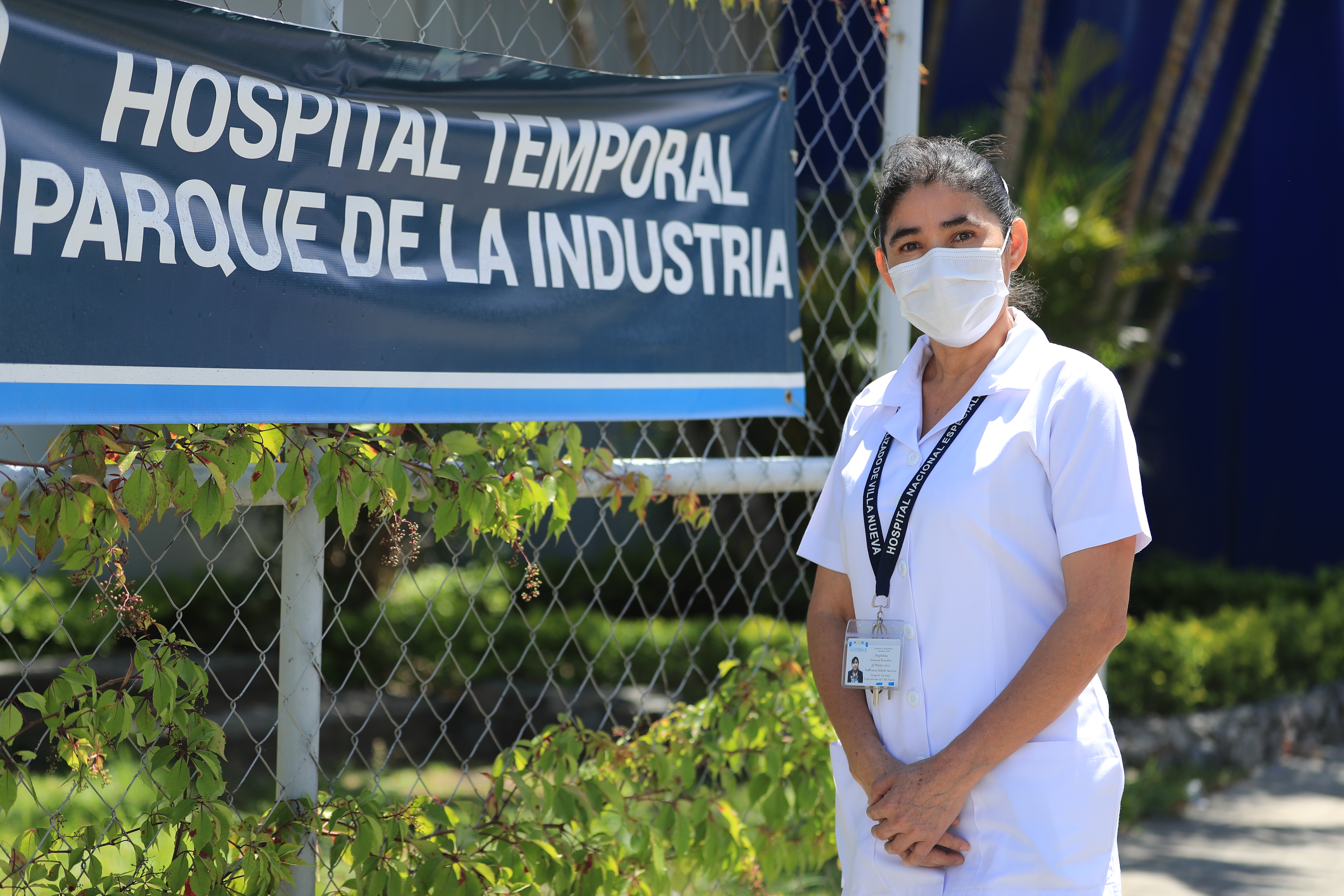  Magdalena Guevara González, de 46 años, es enfermera en el Hospital Temporal Parque de la Industria y fue la primera persona en Guatemala en recibir la vacuna contra el coronavirus. (Foto Prensa Libre: Juan Diego González) 