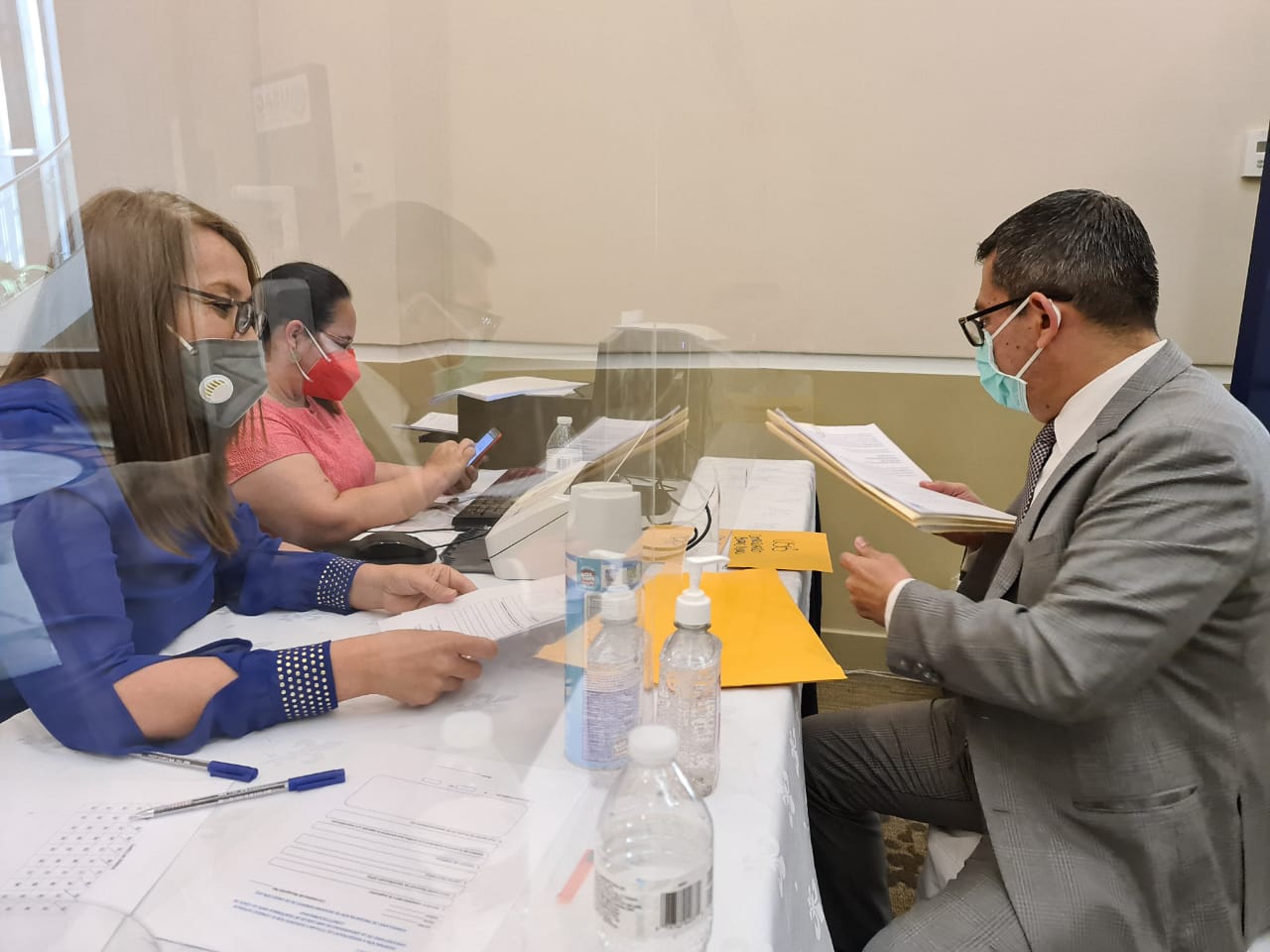 El candidato Omar Barrios fue el último en presentar sus pruebas de descargo ante el CSU de la Usac, sobre él pesan señalamientos de posible conflicto de interés. Fotografía: Cortesía. 