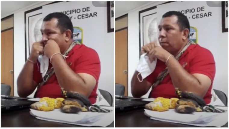 Francisco ‘Kiko’ Manuel Meza, alcalde de de El Copey, Cesar, Colombia, es captado en video mientras usa el tapabocas como hilo dental. (Foto Prensa Libre: Twitter)