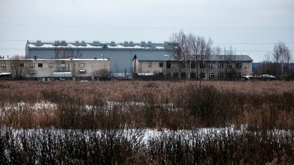 La prisión IK-2, también conocida como Colonia Correccional Pokrov, está ubicada en el distrito Vladimir Oblast, a unos 100 kilómetros al este de Moscú.