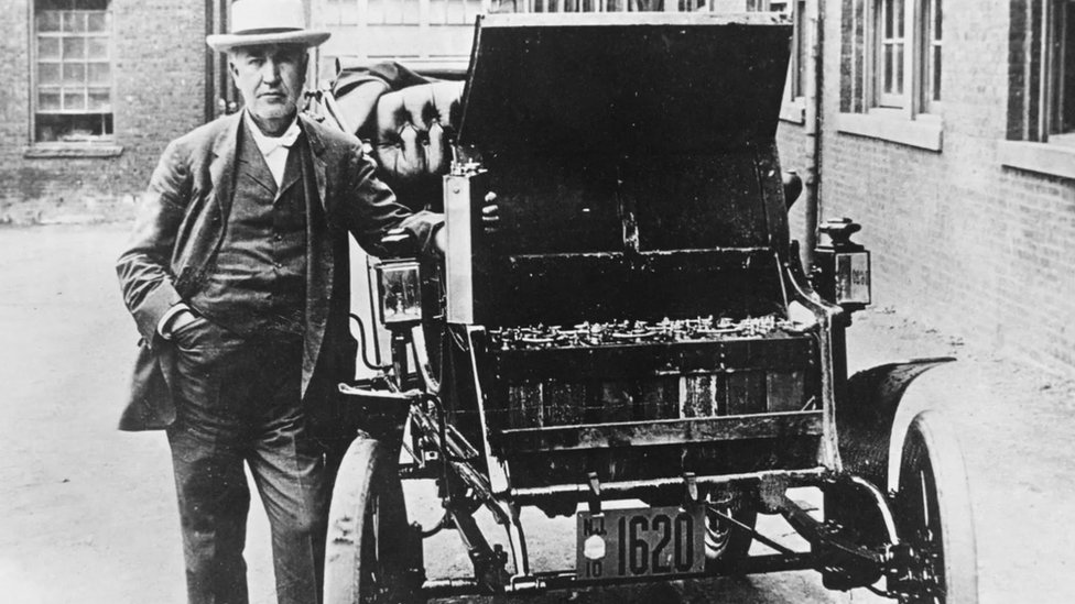 Thomas Edison inventó un auto eléctrico con una batería que pensó revolucionaría el mercado. Más de 120 años después, puede ser que su idea pueda resurgir.