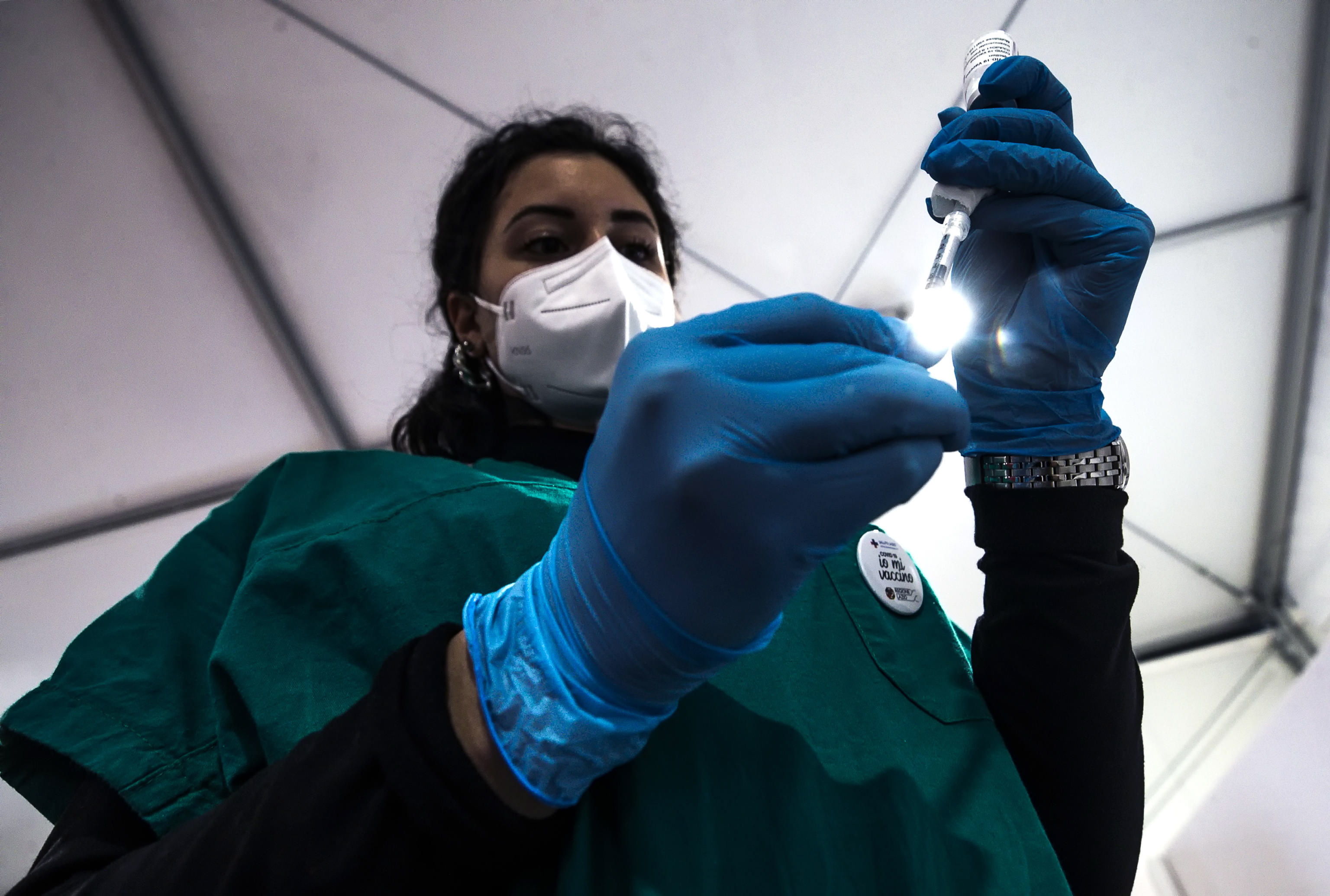 
Si las investigaciones continúan arrojando resultados positivos, la medicina podría convertirse en el primer antiviral contra el coronavirus. (Foto Prensa Libre: EFE)
