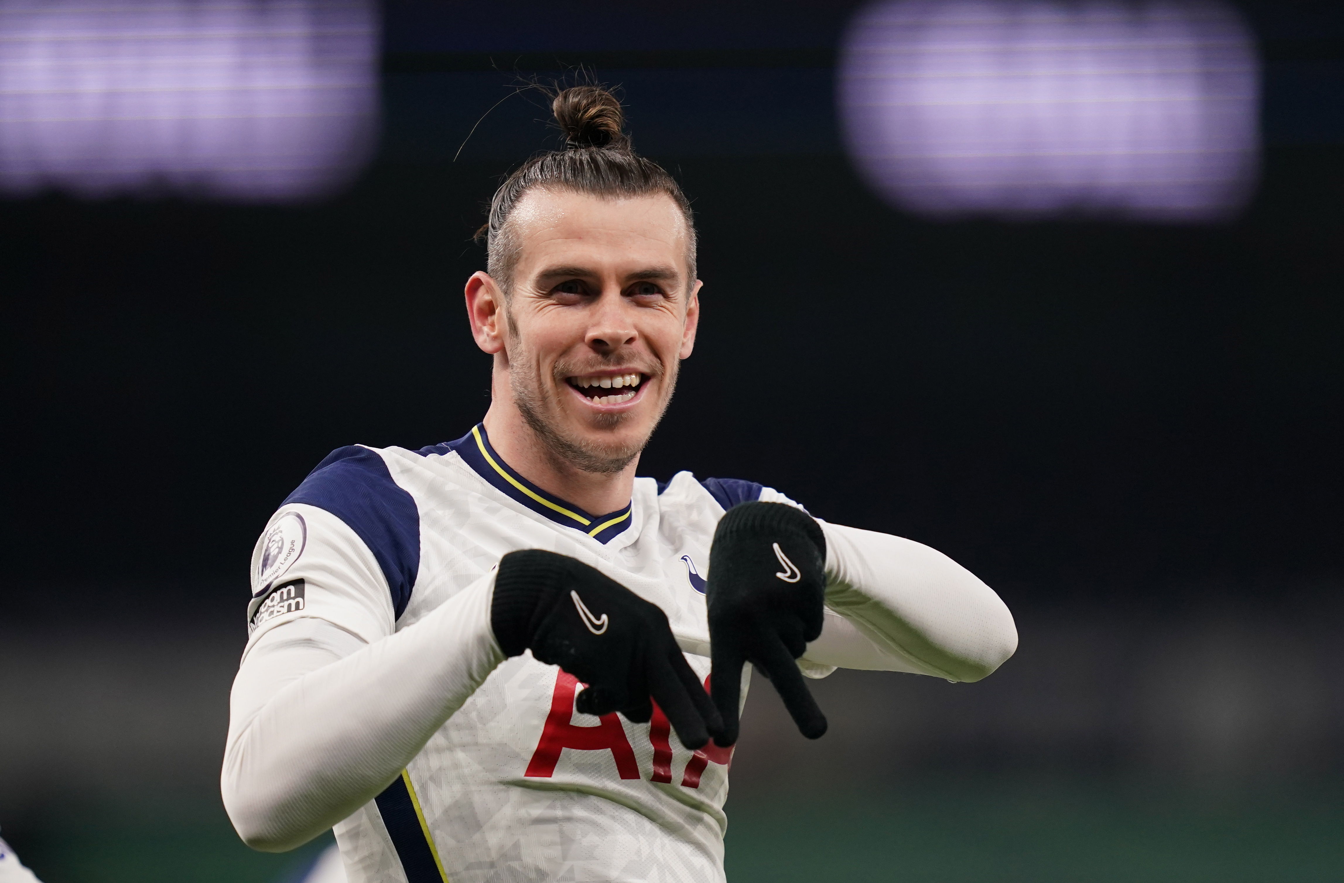 Gareth Bale después de la temporada en el  Tottenham piensa volver al Real Madrid donde le queda un año de contrato. Foto Prensa Libre: EFE