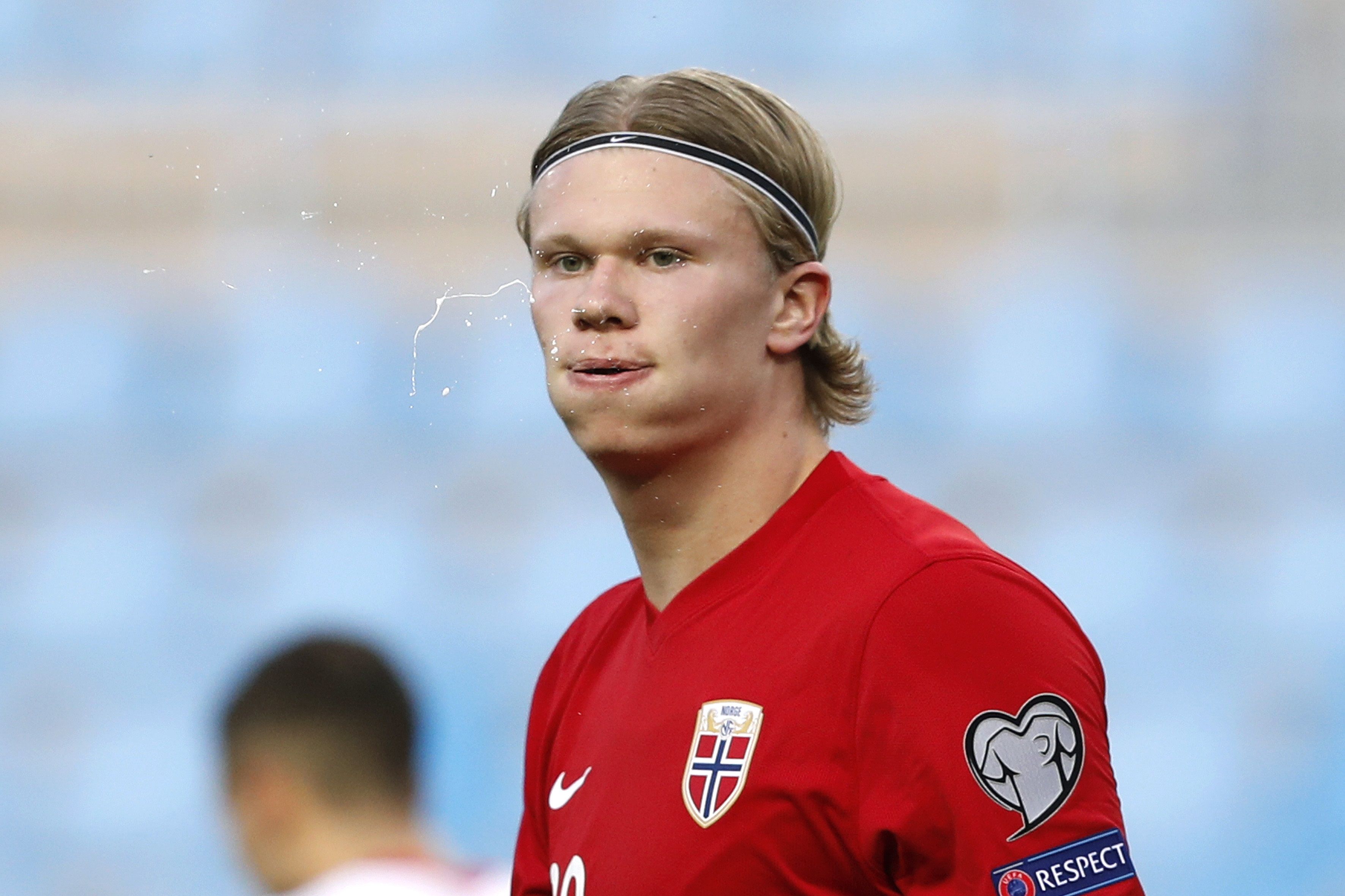 El delantero de la selección de Noruega Erling Haaland podría jugar en el futbol español. (Foto Prensa Libre: EFE)