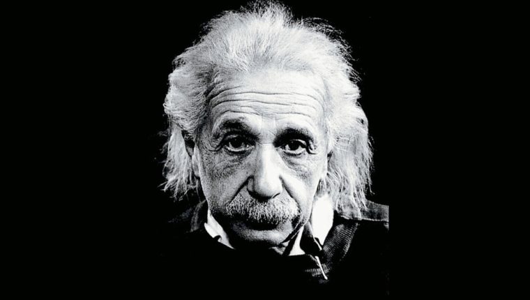 Albert Einstein, en una de sus clásicas fotografías (Foto: Hemeroteca PL)
