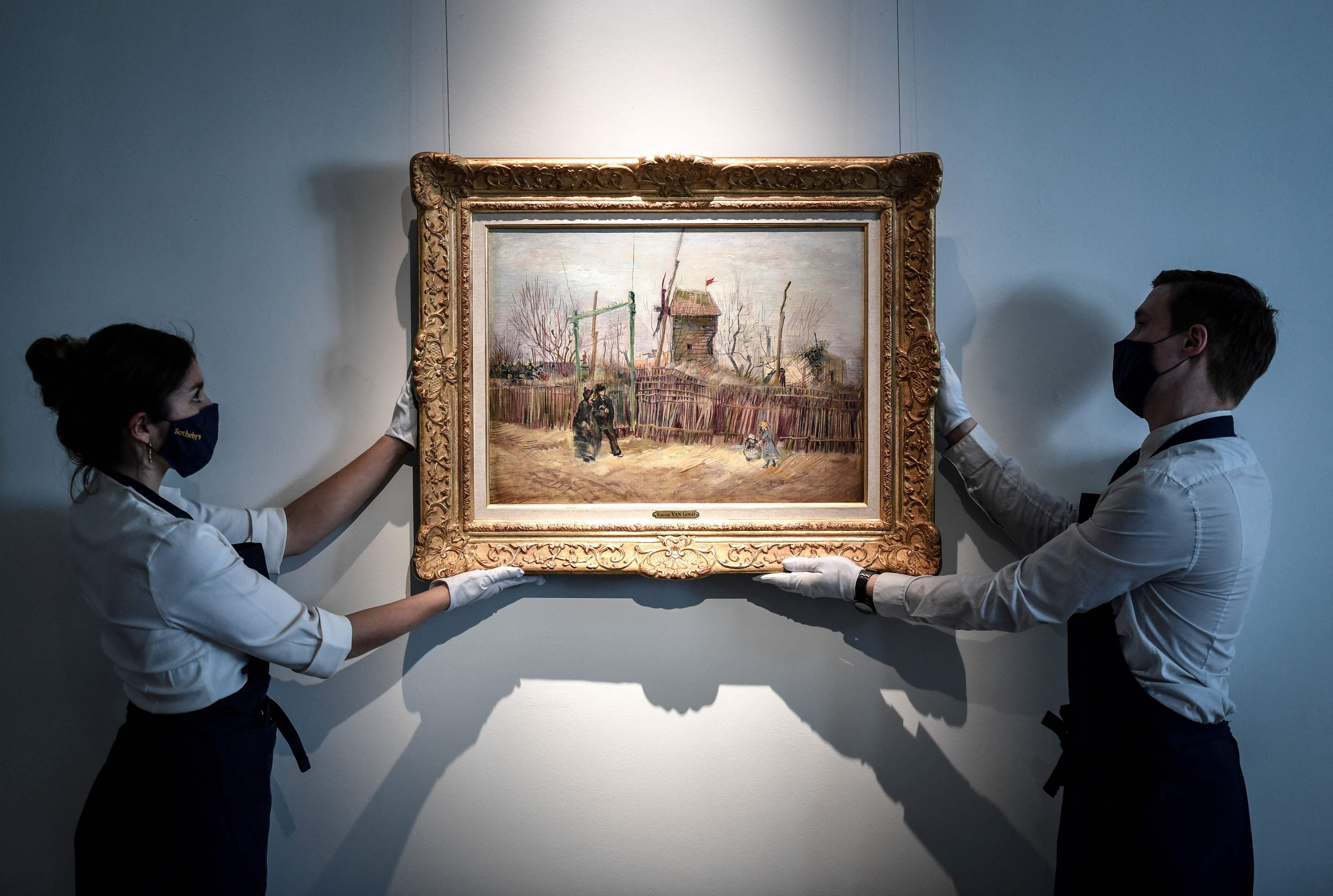 Muchas de las obras de Vincent Van Gogh son exhibidas en los museos más importantes de Europa, donde se extreman las medidas de seguridad para evitar que estas sean robadas. (Foto Prensa Libre: AFP)