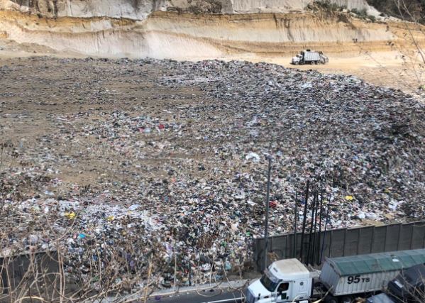 Vertedero de Amsa ha registrado incendios. (Foto Prensa Libre: Andrea Domínguez)