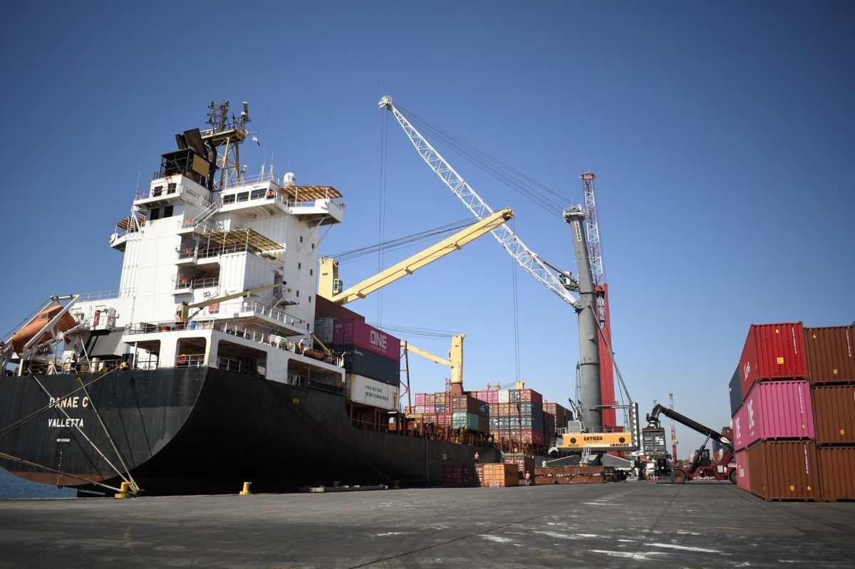 La CIG estudia tres opciones para mejorar el sistema portuario del país, lo que incluye inversión privada