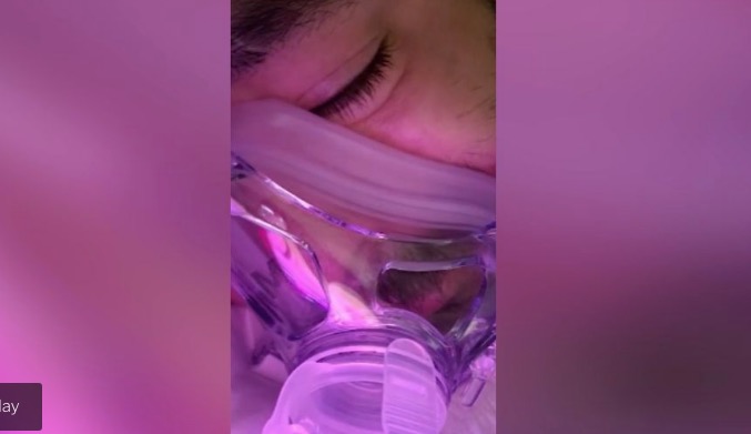 Charley Torres se despidió de su familia previo a morir de coronavirus. (Foto Prensa Libre: captura de pantalla del video)
