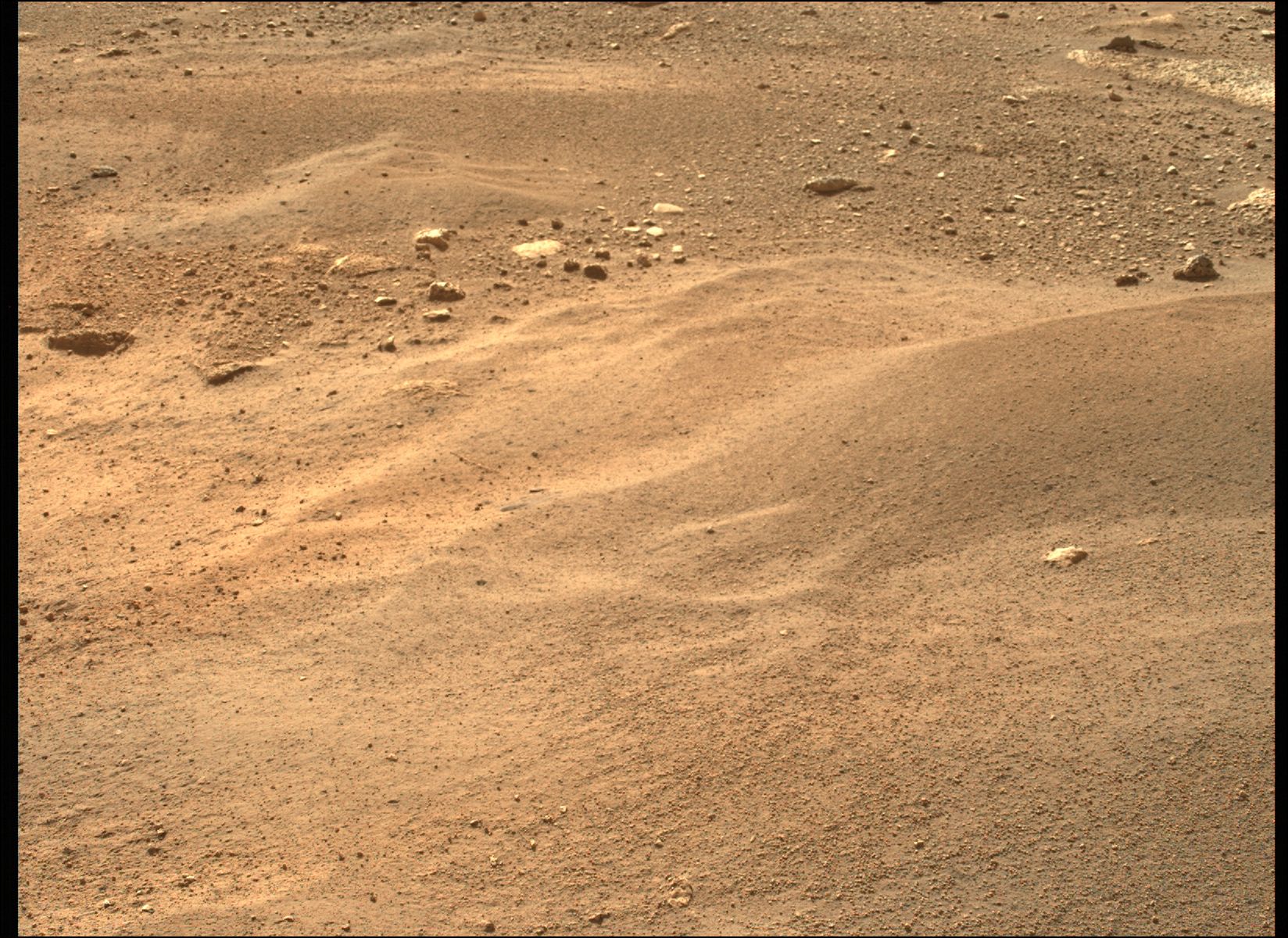 Una imagen de la superficie de Marte adquirida por el rover Mars Perseverance de la NASA después de casi 480 millones de kilómetros de vuelo espacial desde la Tierra) el 20 de febrero de 2021. (Foto Prensa Libre: AFP)