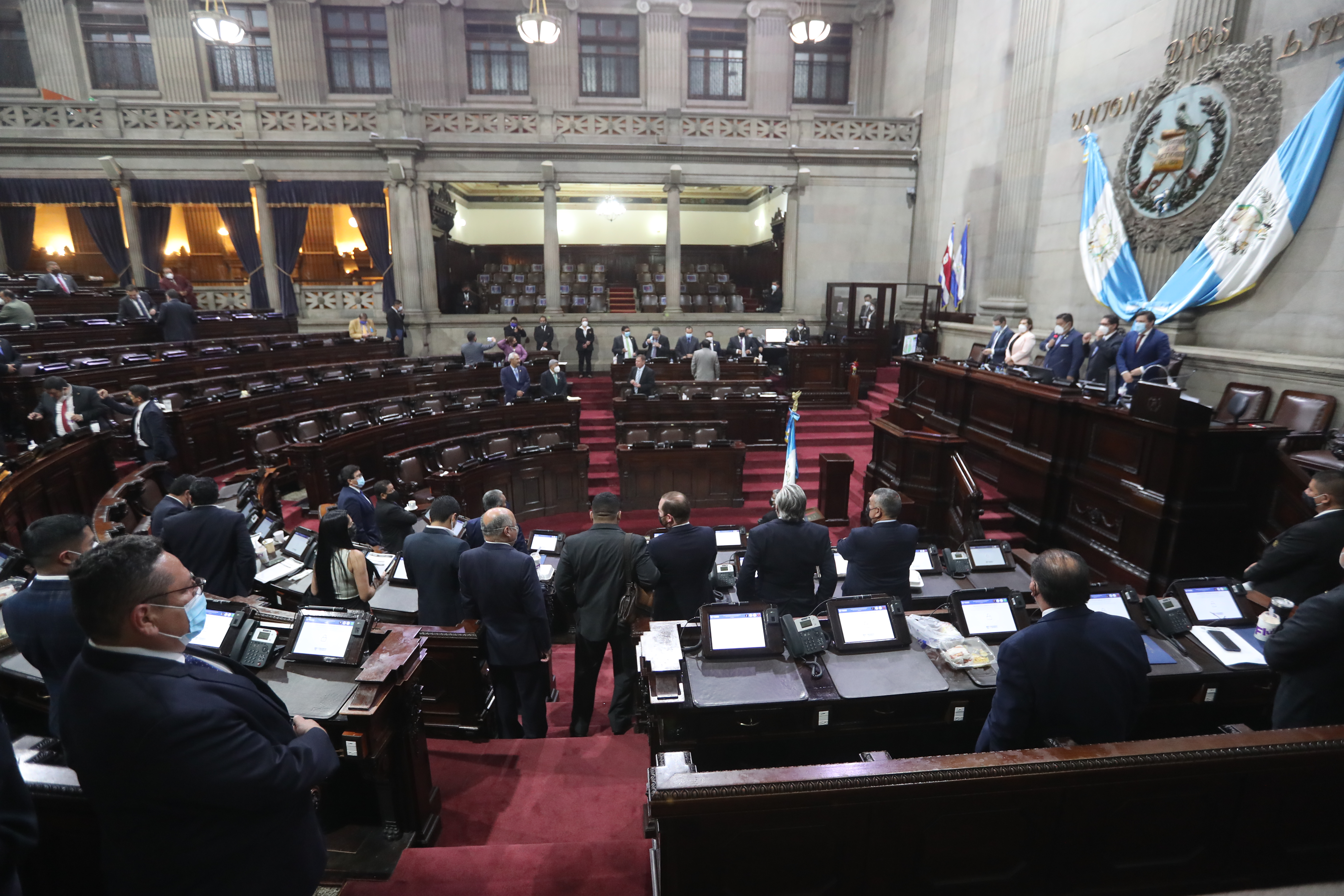 El Congreso de la República incumplió con una de sus tareas del segundo periodo de sesiones ordinarias, iniciar en tiempo con la interpelación del Ministro de Energía y Minas. Fotografía: Prensa Libre. 
