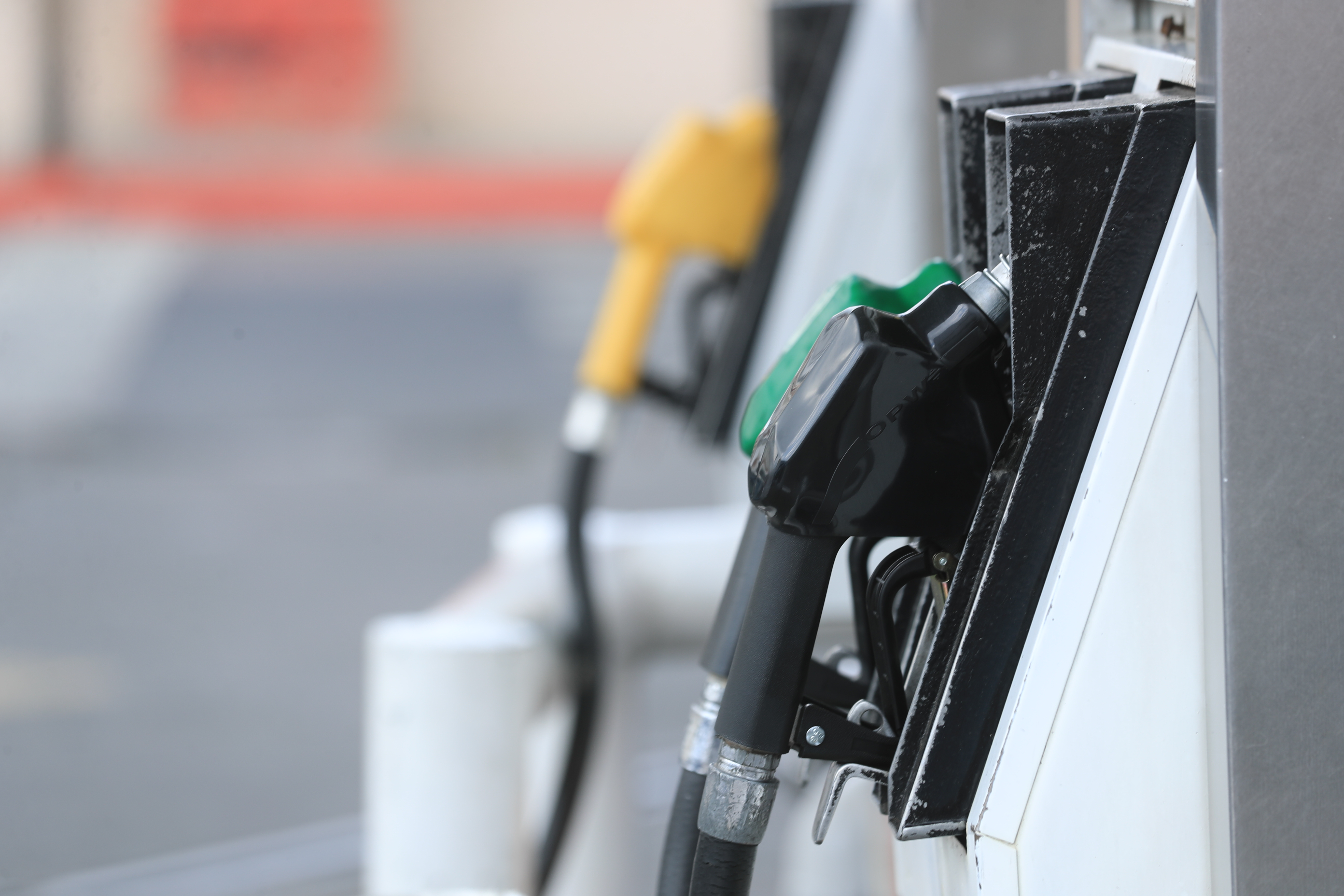 El consumo de las gasolinas y diésel incrementó en el primer trimestre del año. (Foto Prensa Libre: Hemeroteca) 