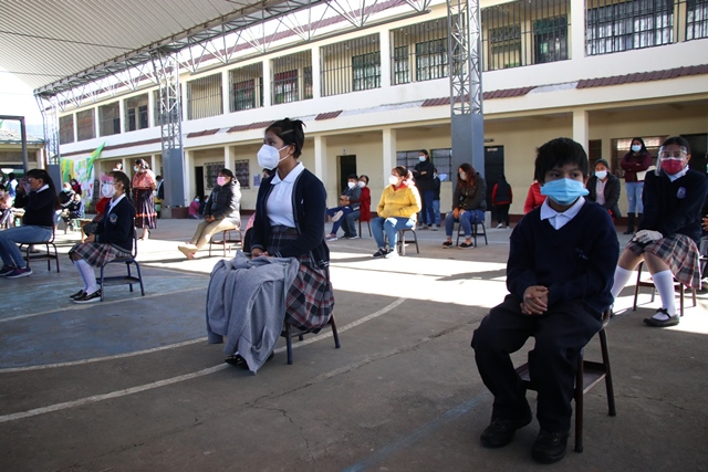 De vuelta a casa: Suspenden clases presenciales en municipios de Quetzaltenango con alerta naranja