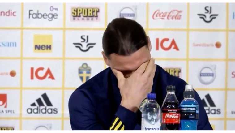 Zlatan Ibrahimovic rompió en llanto durante la conferencia de prensa de la Selección de Suecia antes de enfrentar a Georgia. Foto Prensa Libre: Captura de pantalla. 