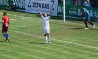 Agustín Herrera festeja el gol del 3-3 en Iztapa. (Foto Prensa Libre: Cortesía Byron Mendoza)