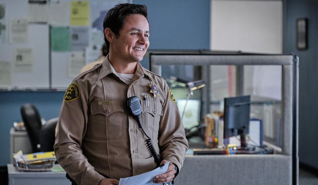 El actor guatemalteco Arturo Castro destaca en la película ¡Hoy Sí!, una comedia de Netflix. (Foto Prensa Libre: Tomada de instagram.com/arturocastrop)
