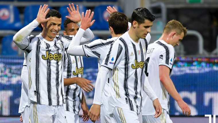 Cristiano Ronaldo festeja uno de los goles en la victoria de la Juventus contra  Cagliari. (Foto Juventus FC).